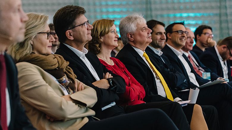 Publikum auf dem dena Energiewende-Kongress 2019.